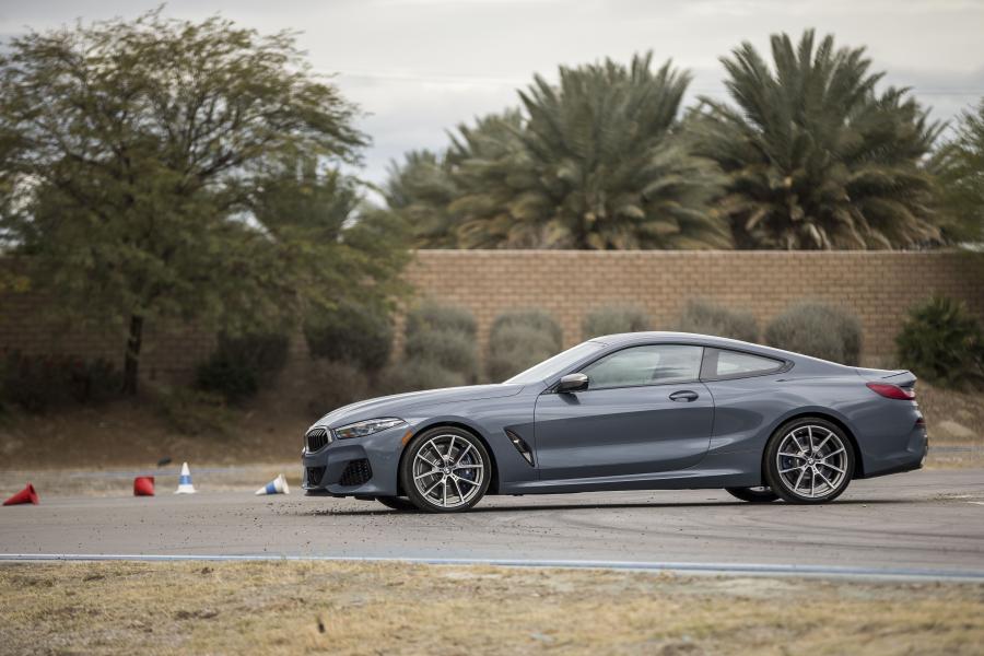  BMW M850i xDrive (G15) 2018 года  (NA) (фото 16 из 33)